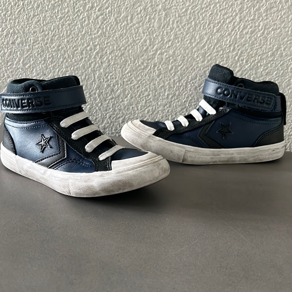 Kids converse